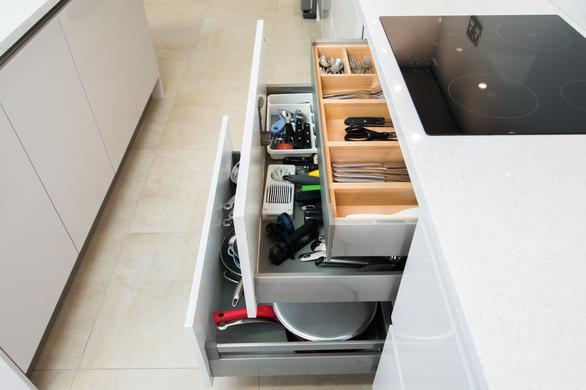 Nobilia Pull Out Storage